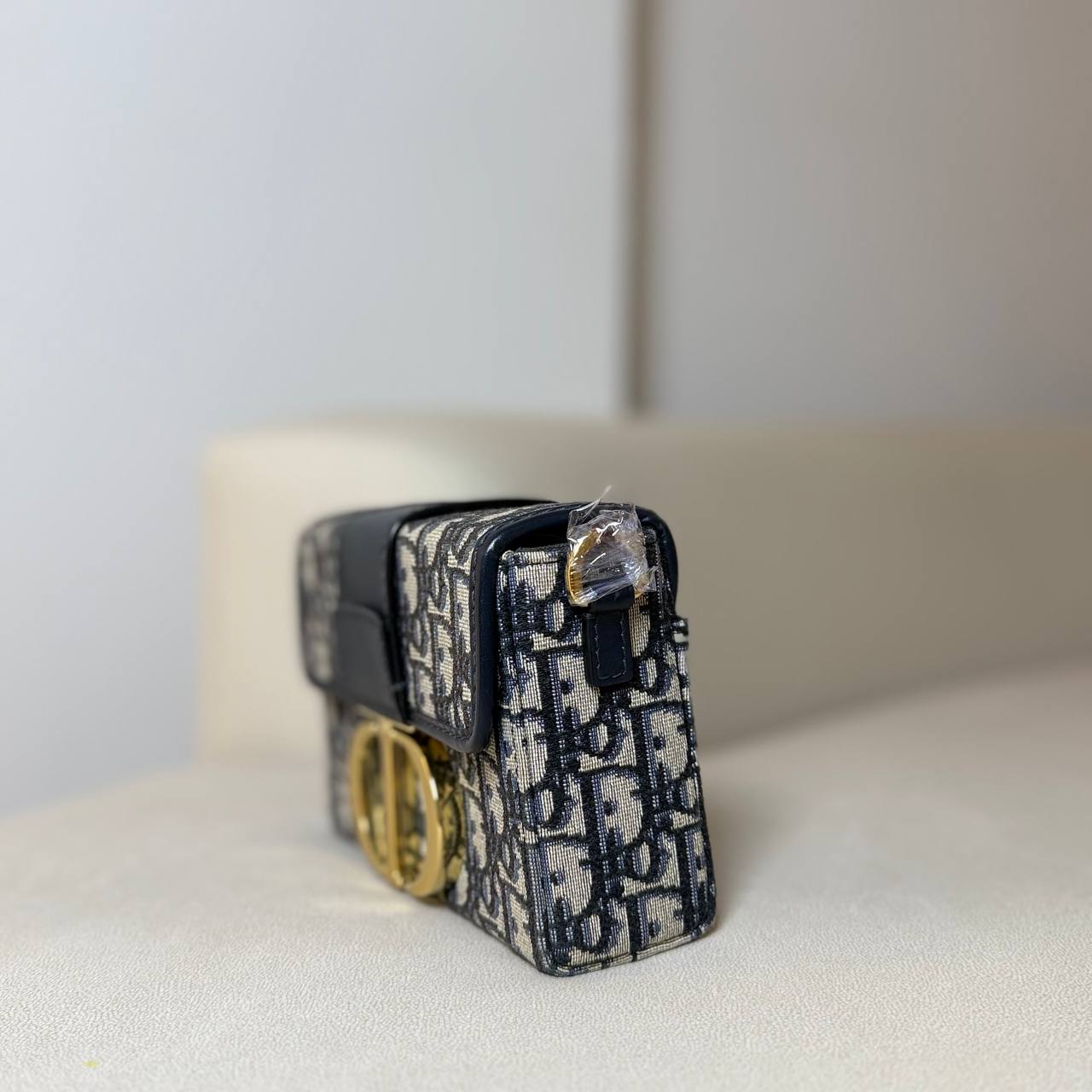 Dior Navy Oblique 30 Montaigne Box