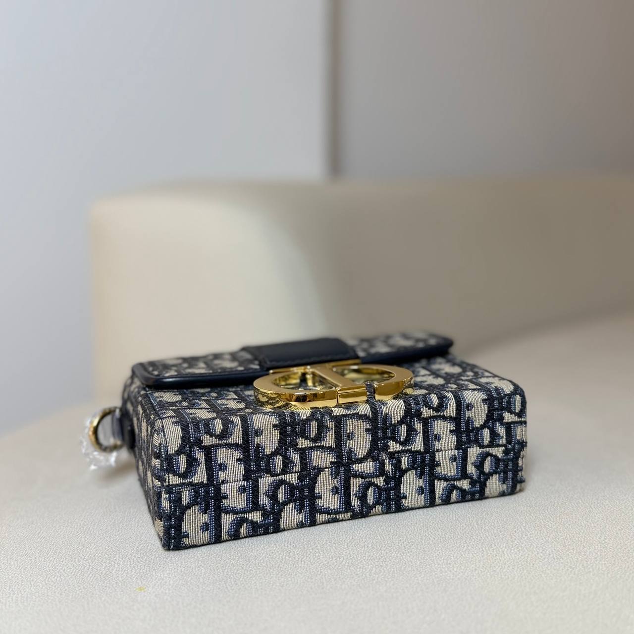 Dior Navy Oblique 30 Montaigne Box