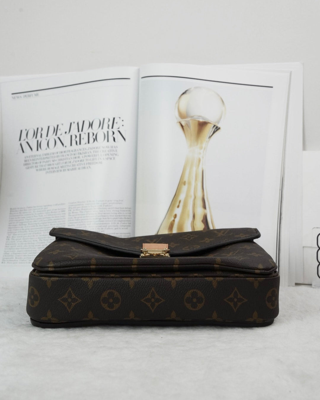 LV Pohette Metis