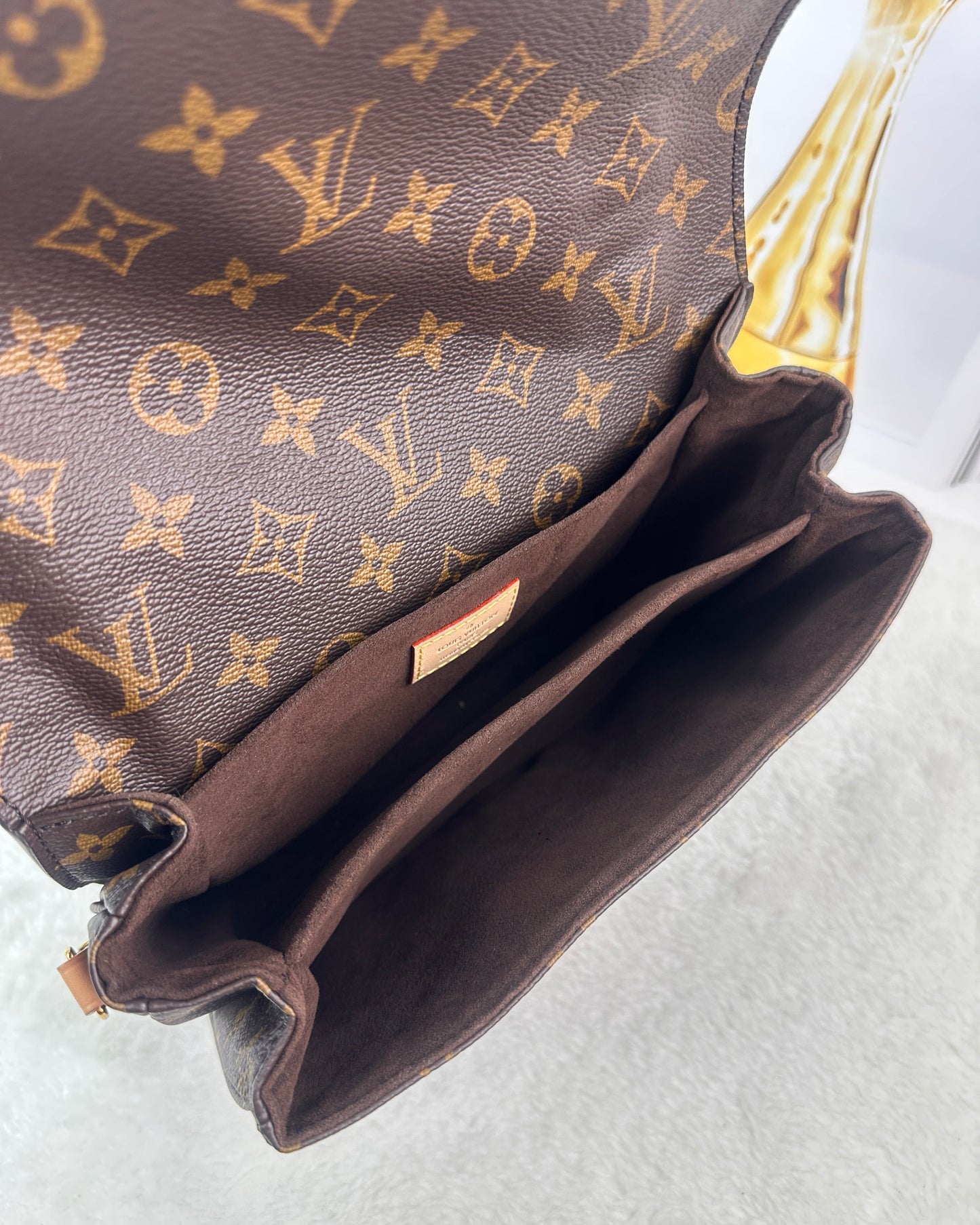 LV Pohette Metis