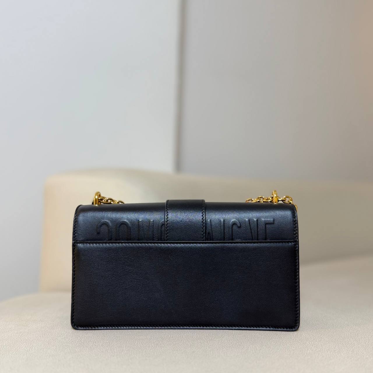 Dior 30 Montaigne East West Bag With Chain