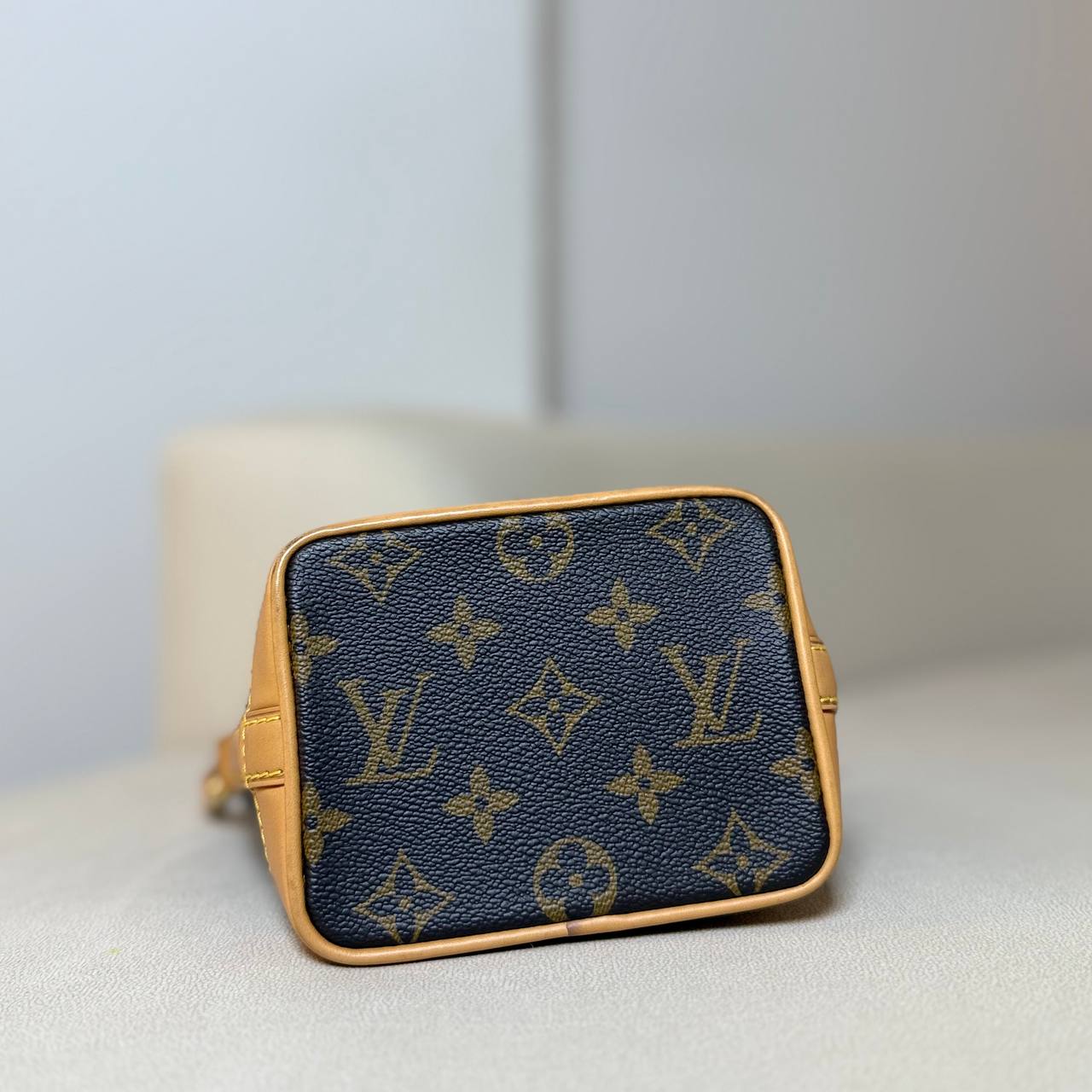 LV Nano Noé