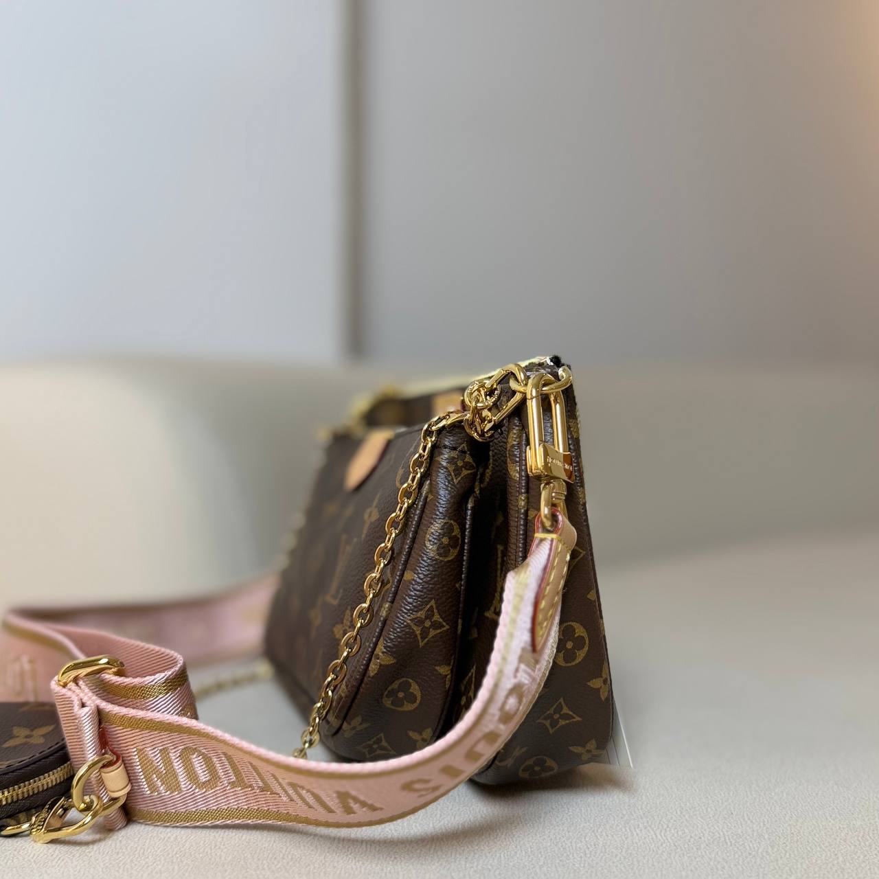 LV Multi Pochette Accessoires