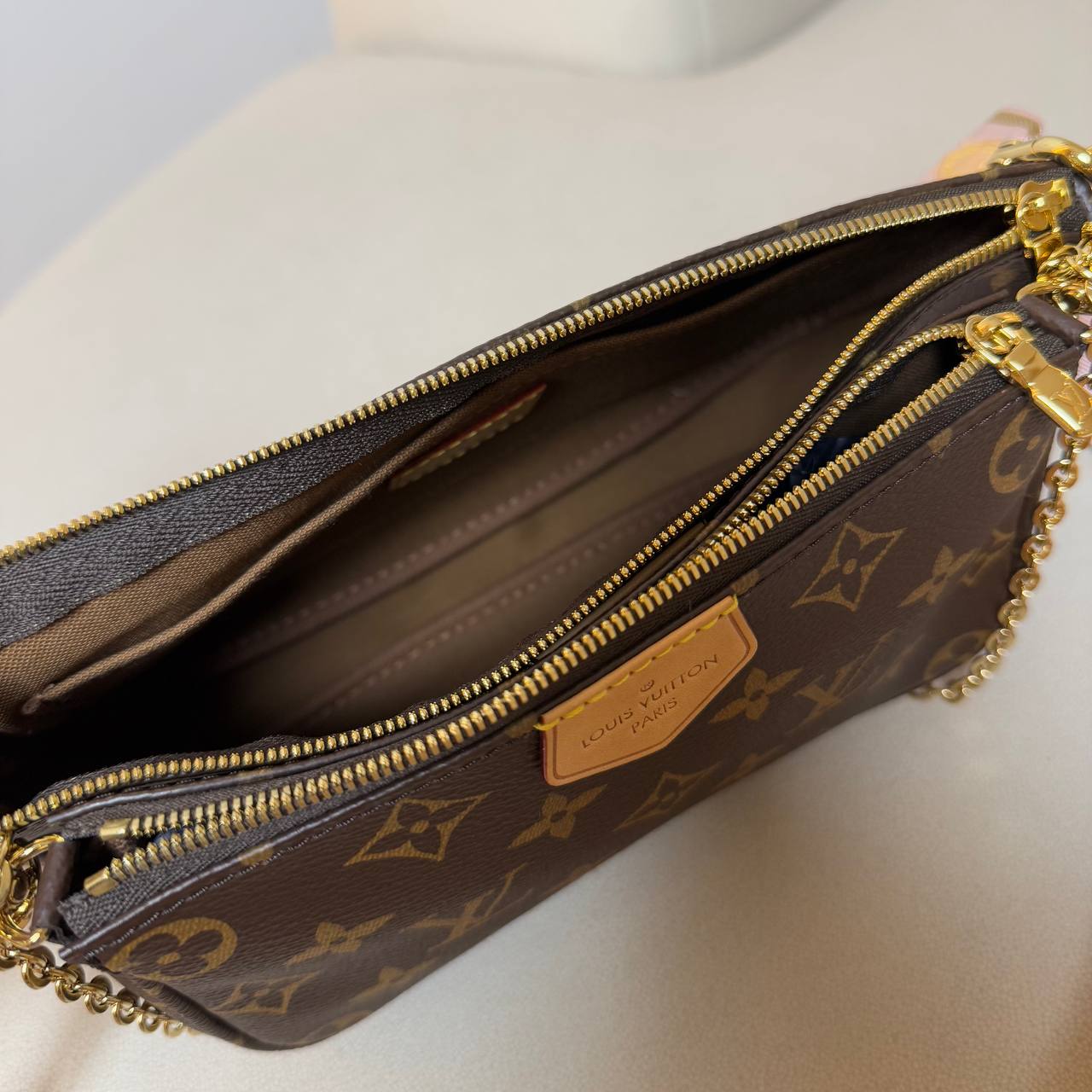 LV Multi Pochette Accessoires