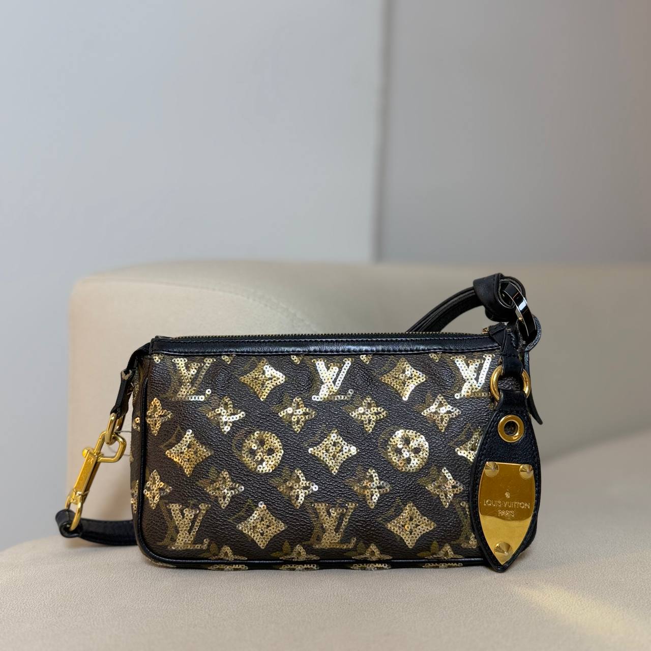 LV Monogram Eclipse Sequins Pochette