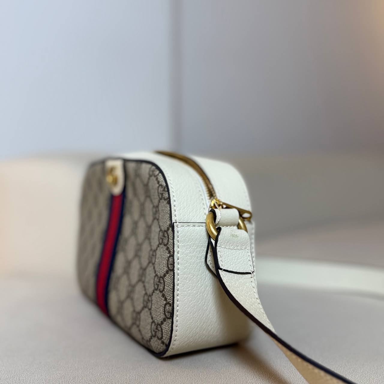 Gucci GG Supreme Ophidia Camera Bag