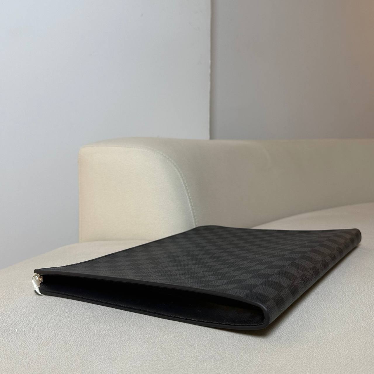 LV Pochette Jour Gm