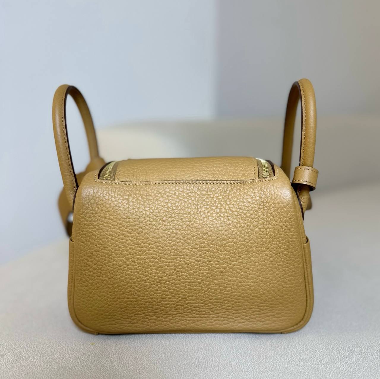 Hermès Lindy Mini Taurillon Clemence