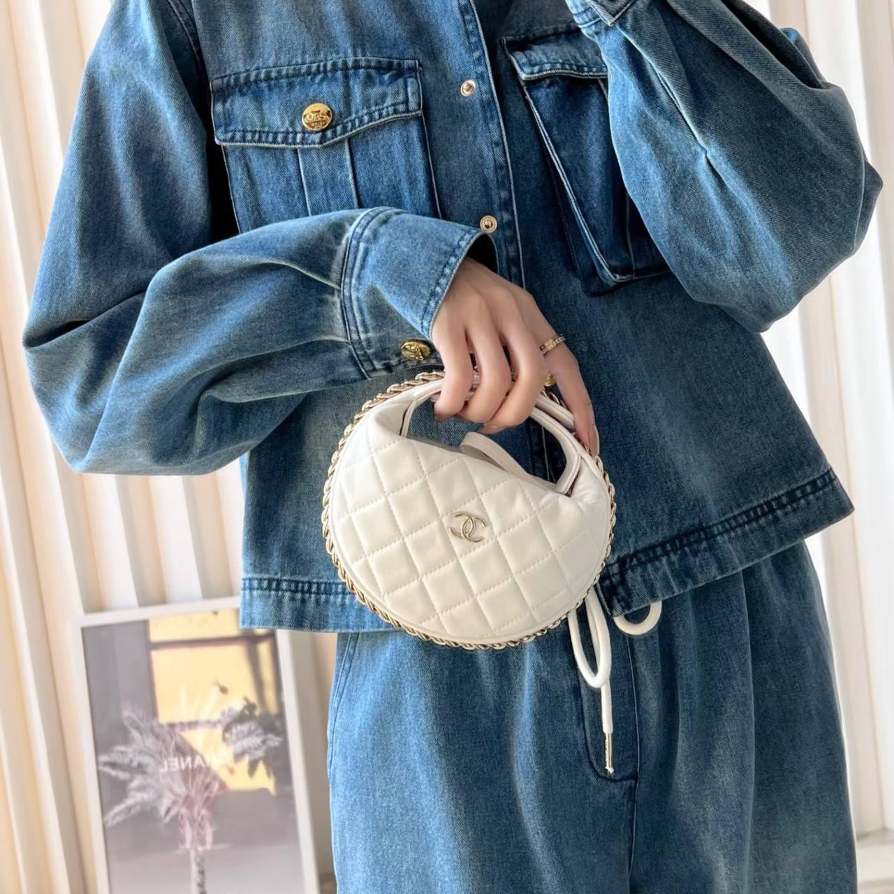 Chanel 23C Hula Hoop Clutch