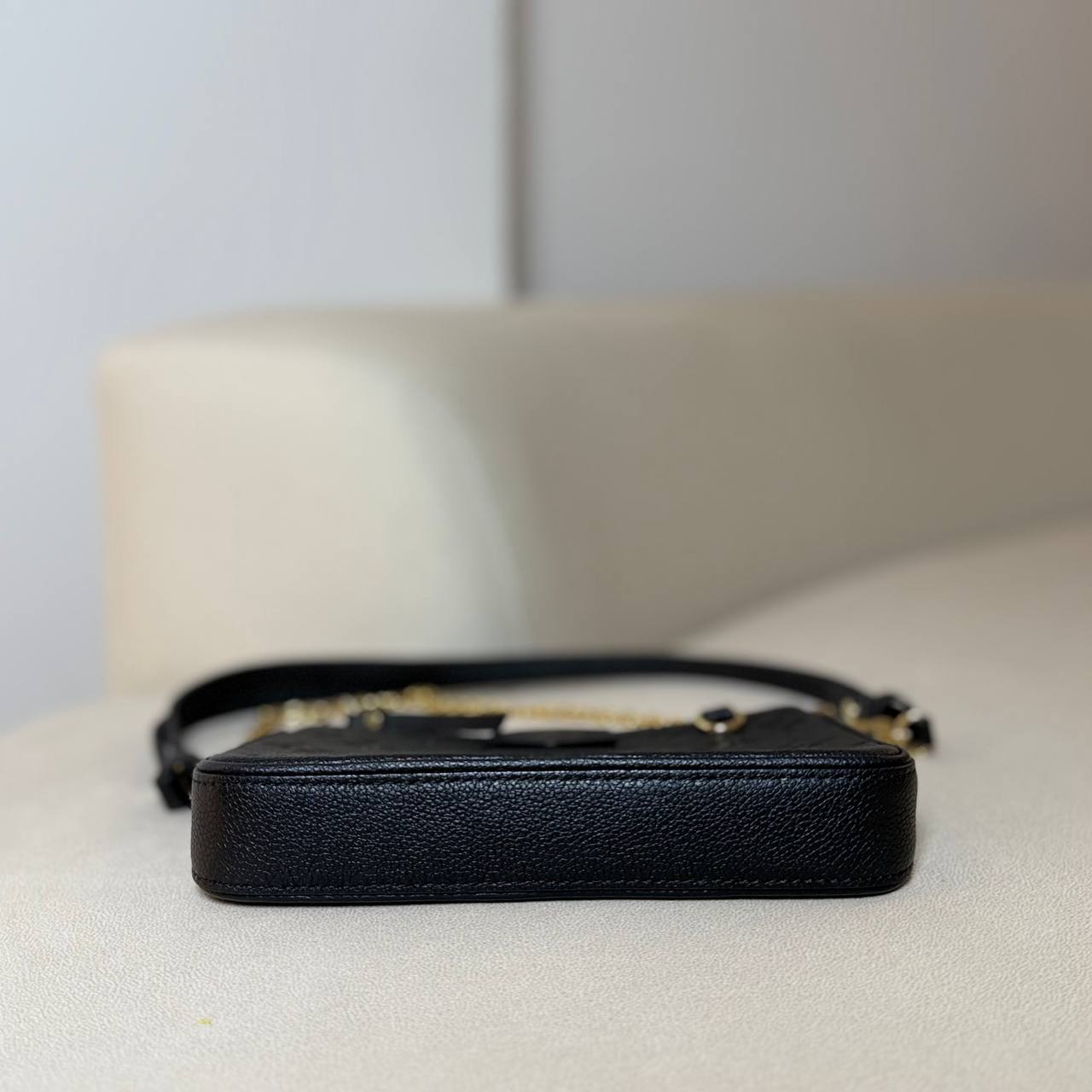LV Easy Pouch On Strap