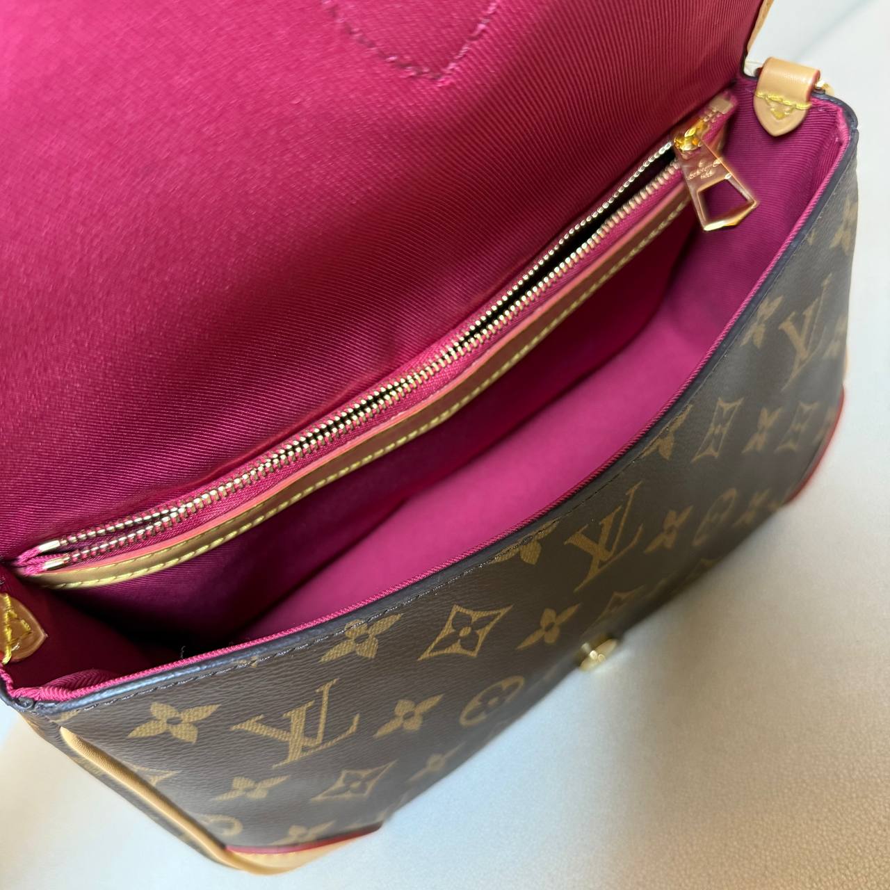 LV Diane