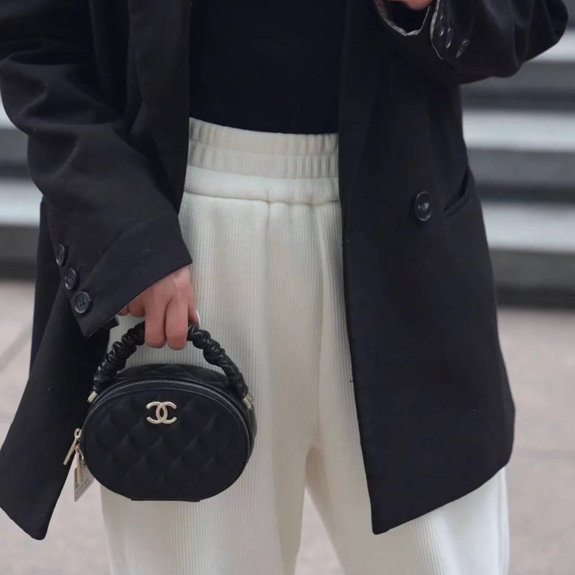 Chanel 22S Vanity Case