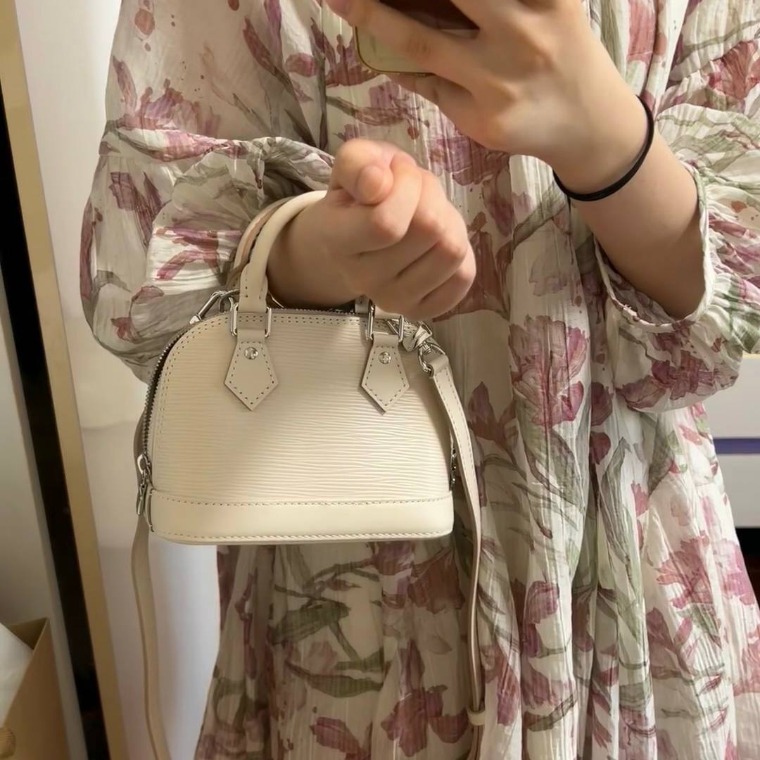 LV Nano Alma