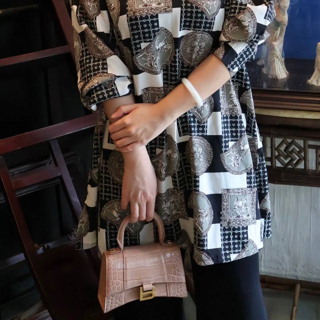 Balenciaga Hourglass Xs