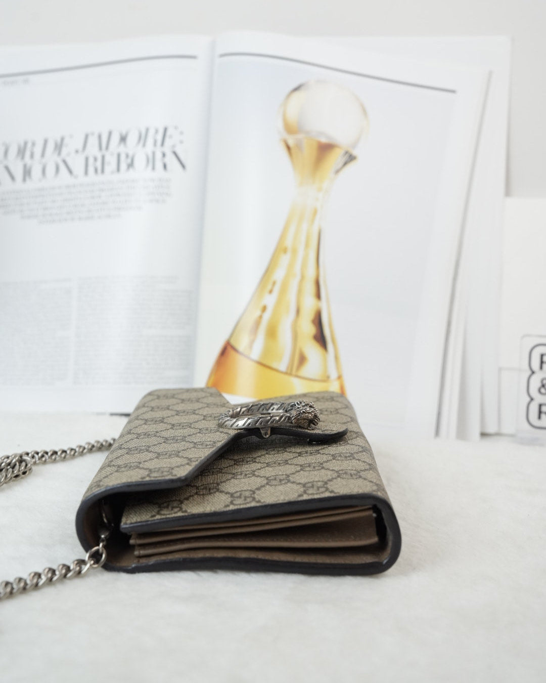 Gucci Dionysus GG Supreme Wallet on Chain