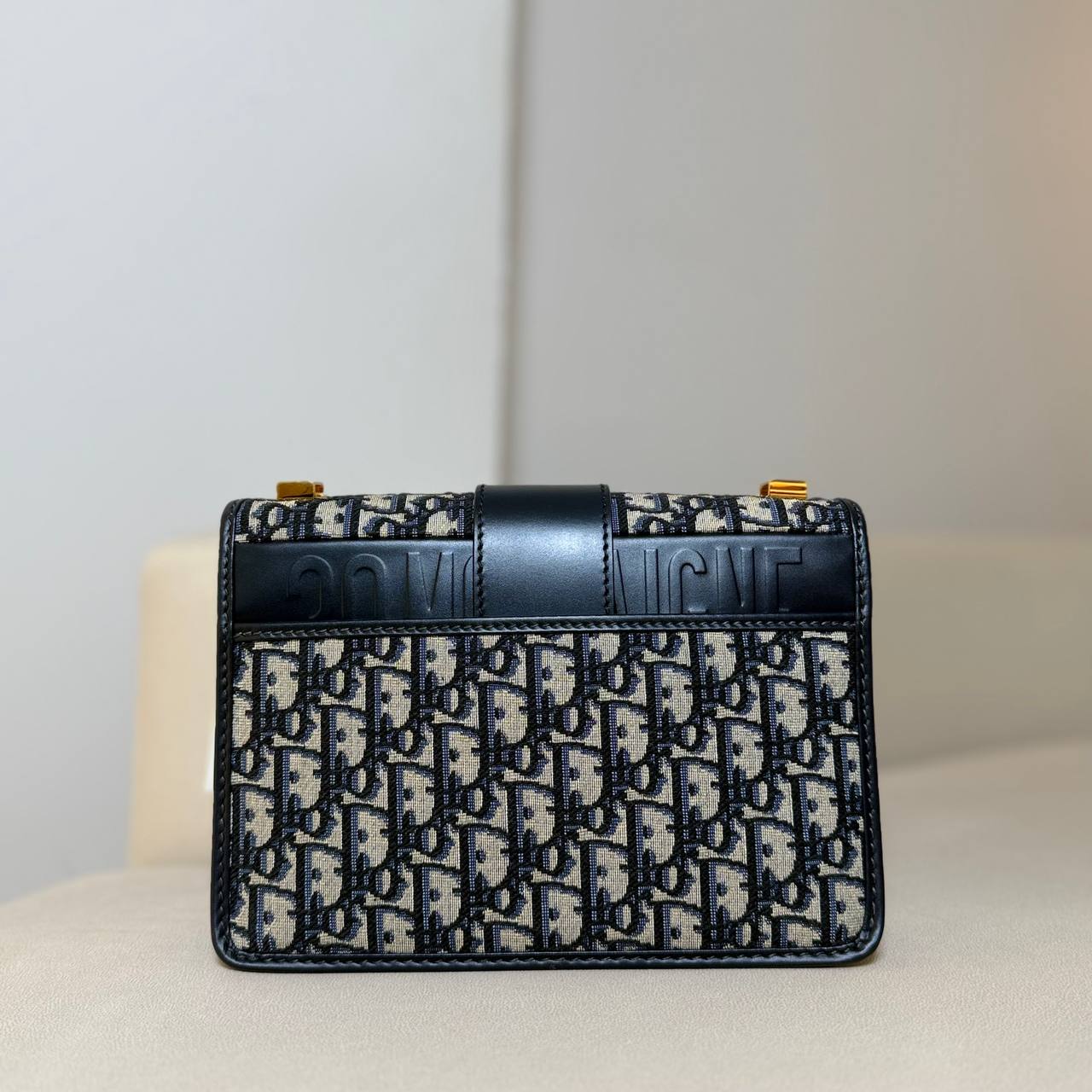 Dior 30 Montaigne Bag