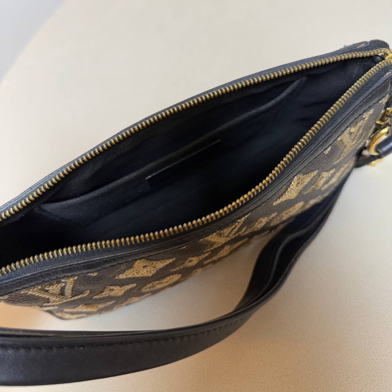 LV Monogram Eclipse Sequins Pochette