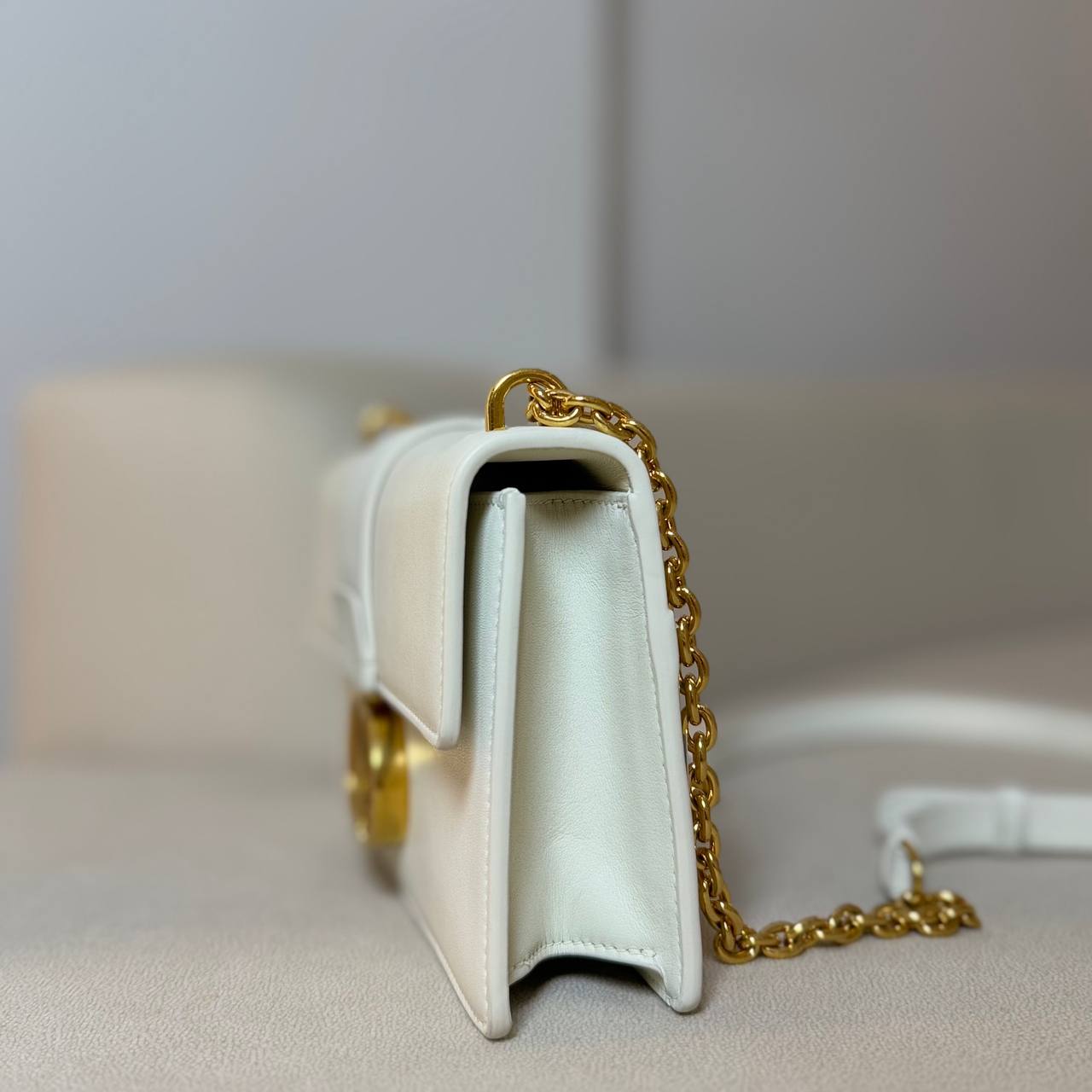Dior 30 Montaigne East-West Bag With Chain
