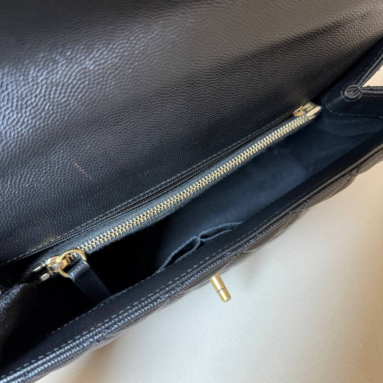 Chanel Coco Handle Medium