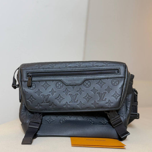 LV Messenger Voyager PM