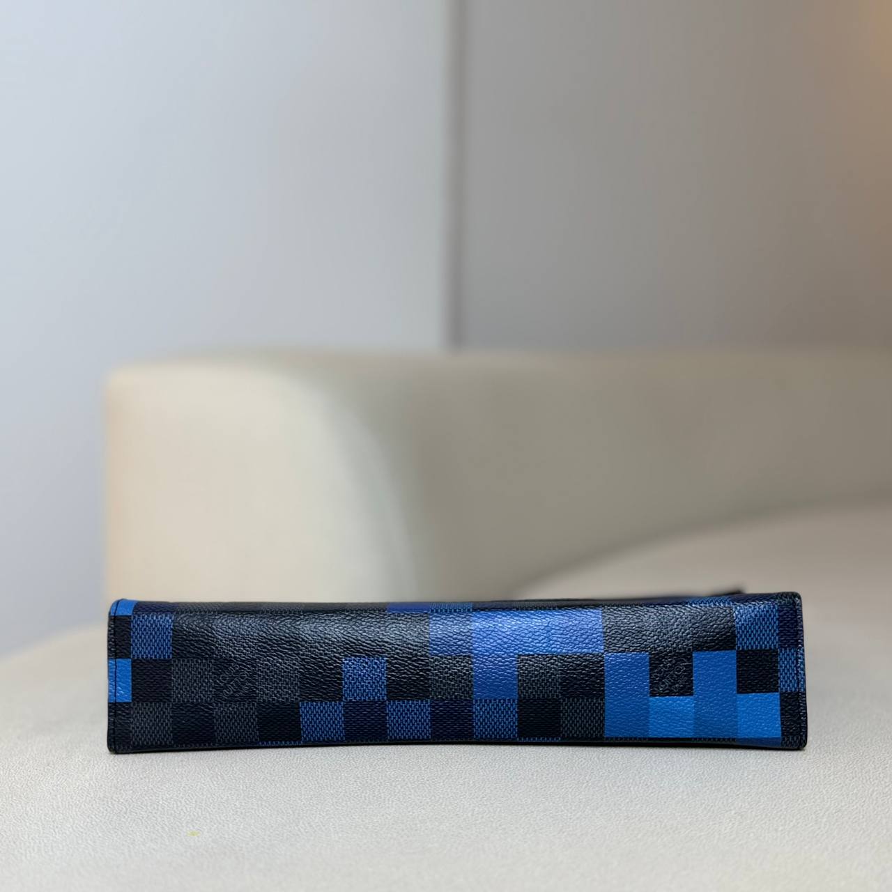 LV Damier Graphite Pixel Pochette Voyage MM