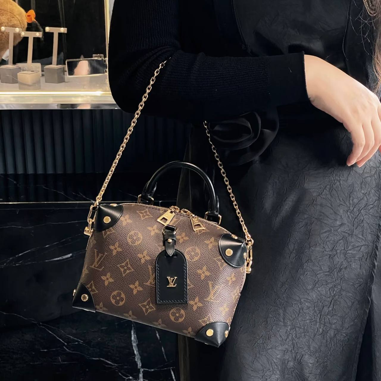 LV Petite Malle Souple