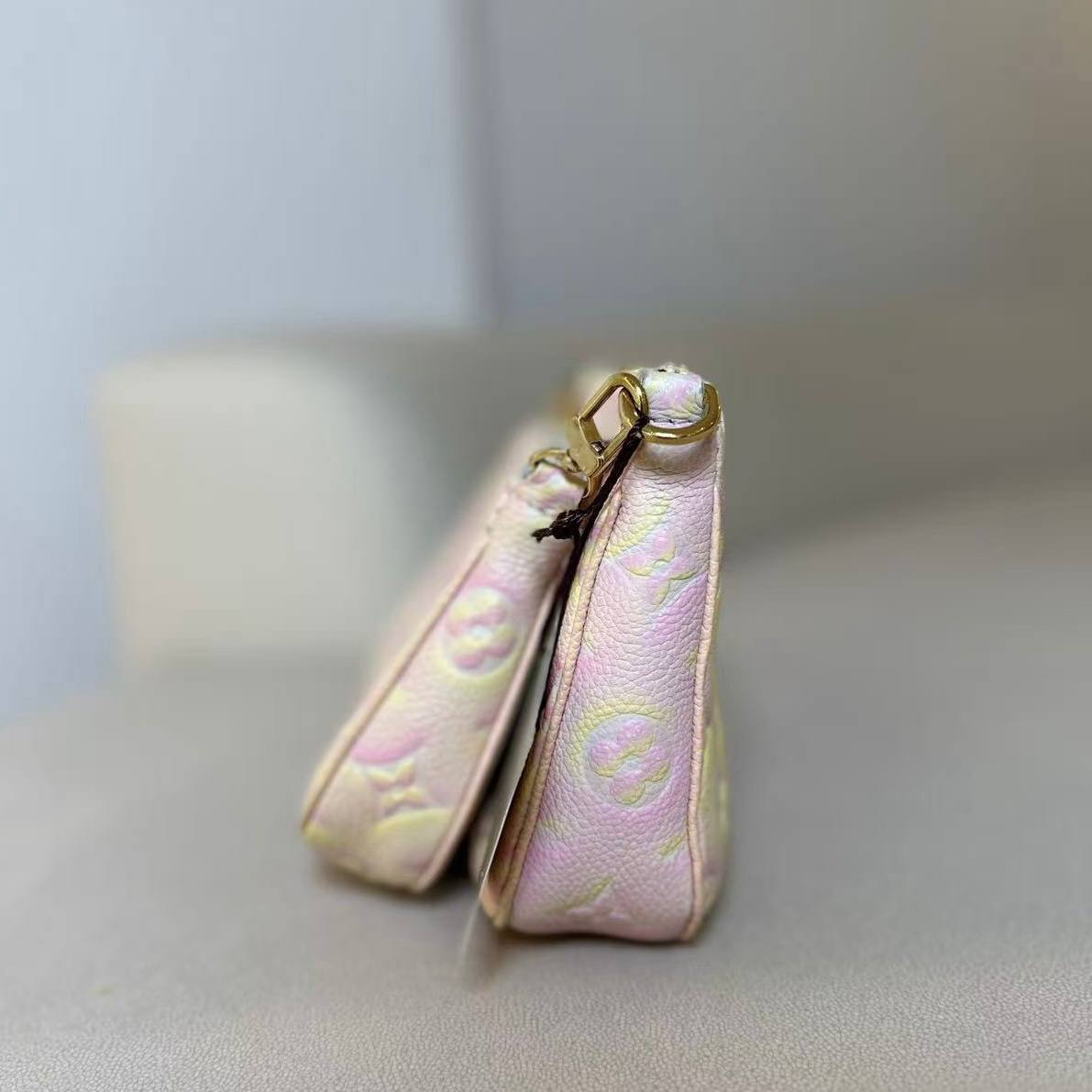 LV Multi Pochette Accessoires