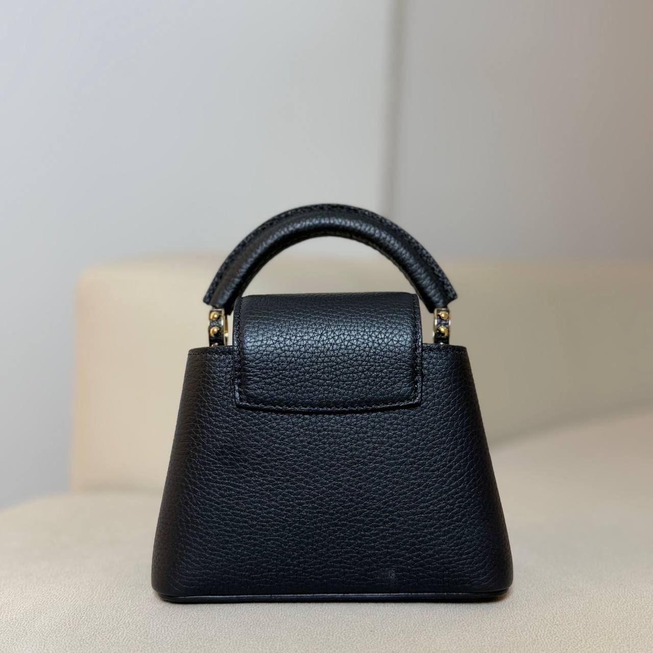 LV Capucines Nano