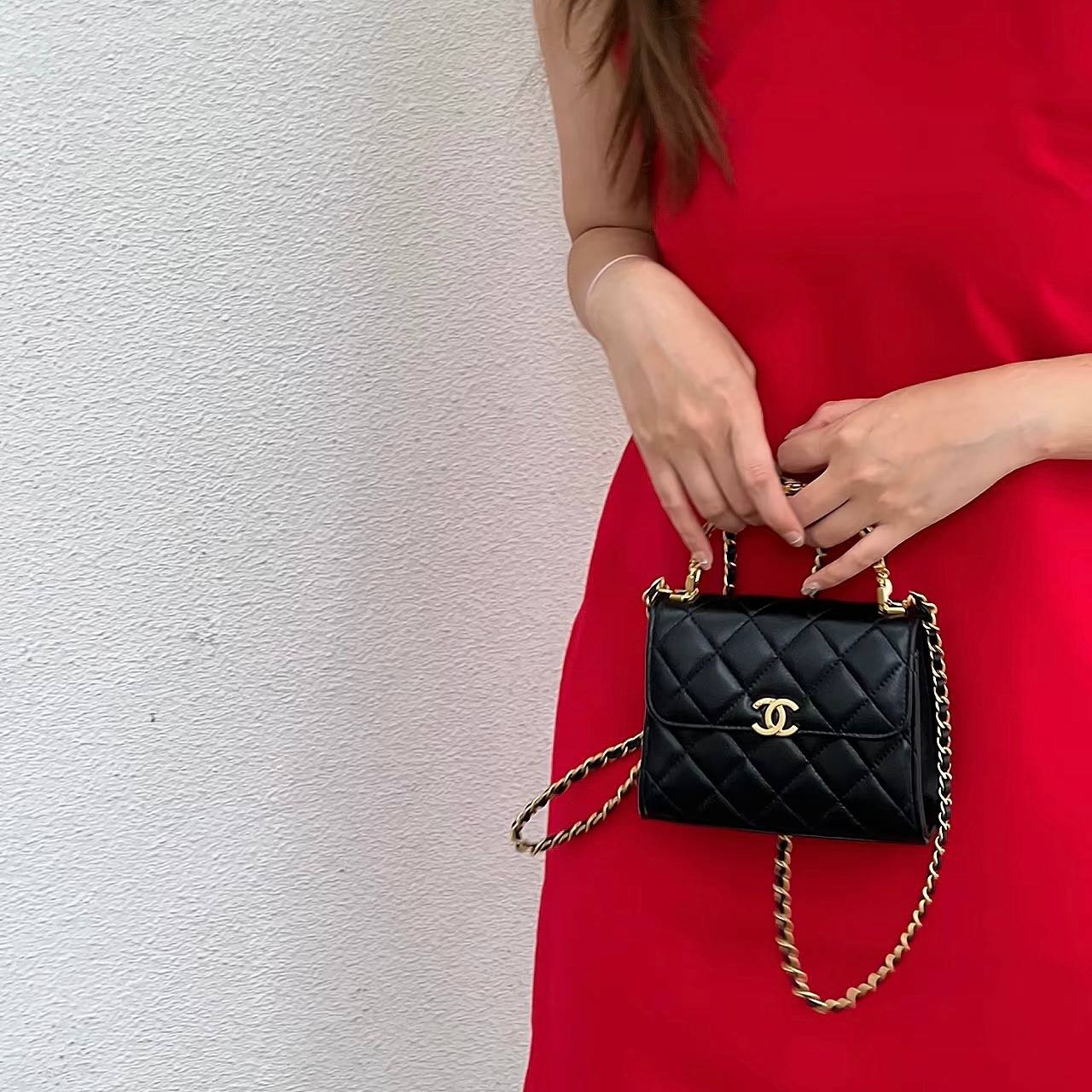 Chanel 22B Mini Flap