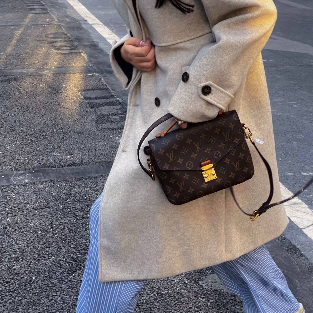 LV Pochette Métis