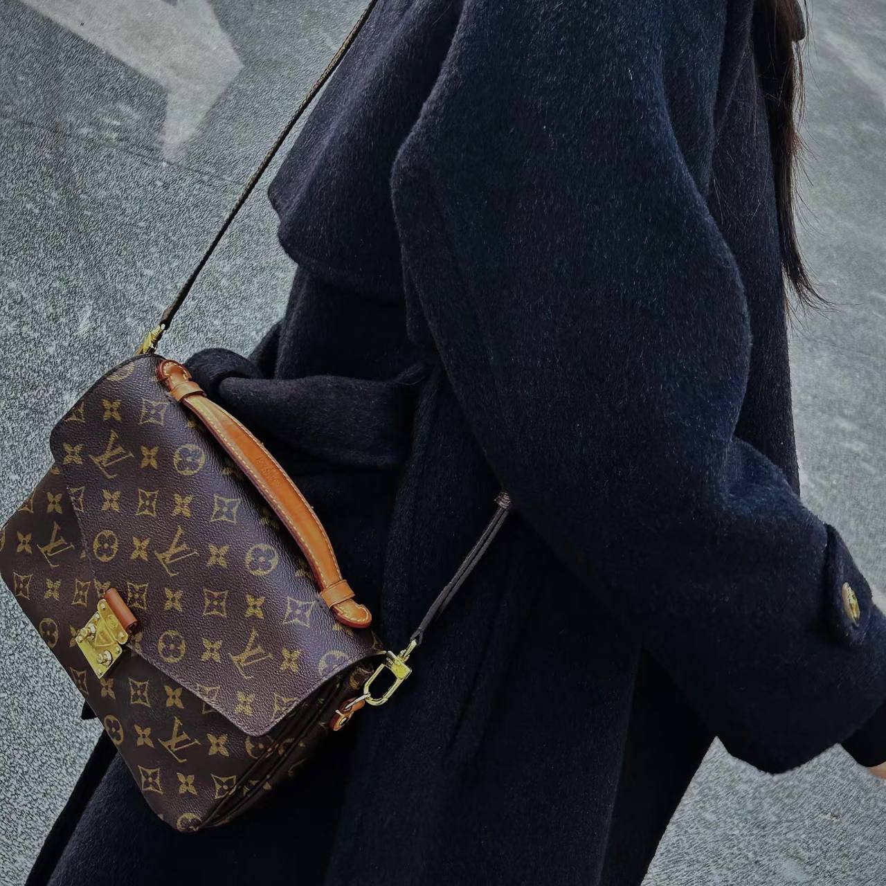 LV Pochette Métis