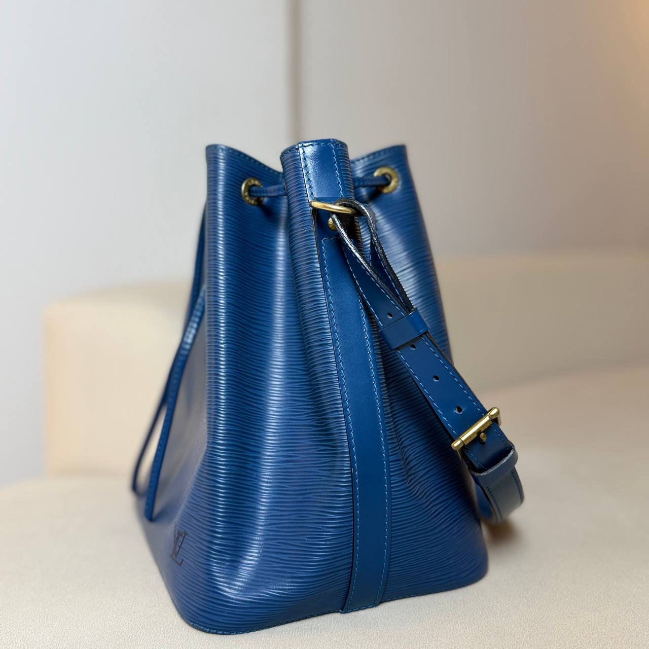 LV Blue Epi Noé Bucket Bag
