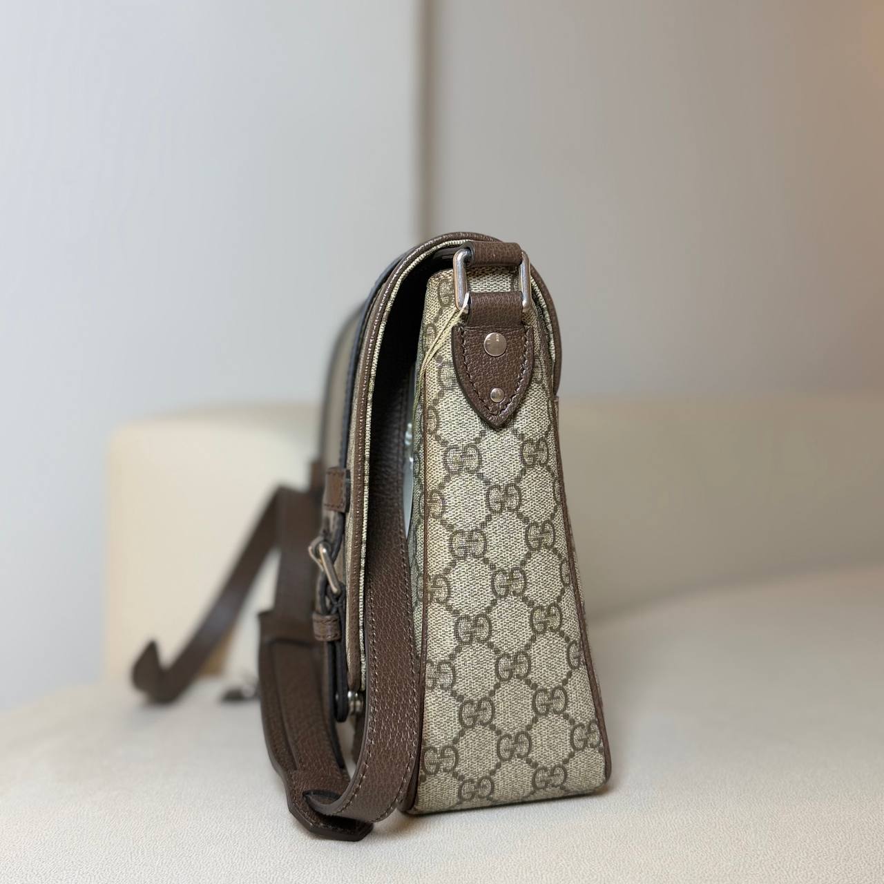 Gucci GG Supreme Messenger Bag