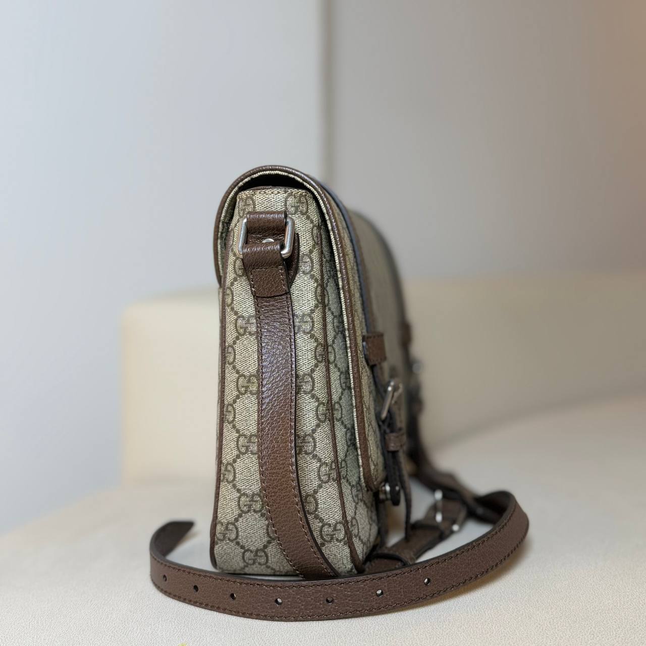 Gucci GG Supreme Messenger Bag