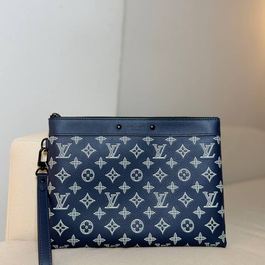 LV Pochette To-Go