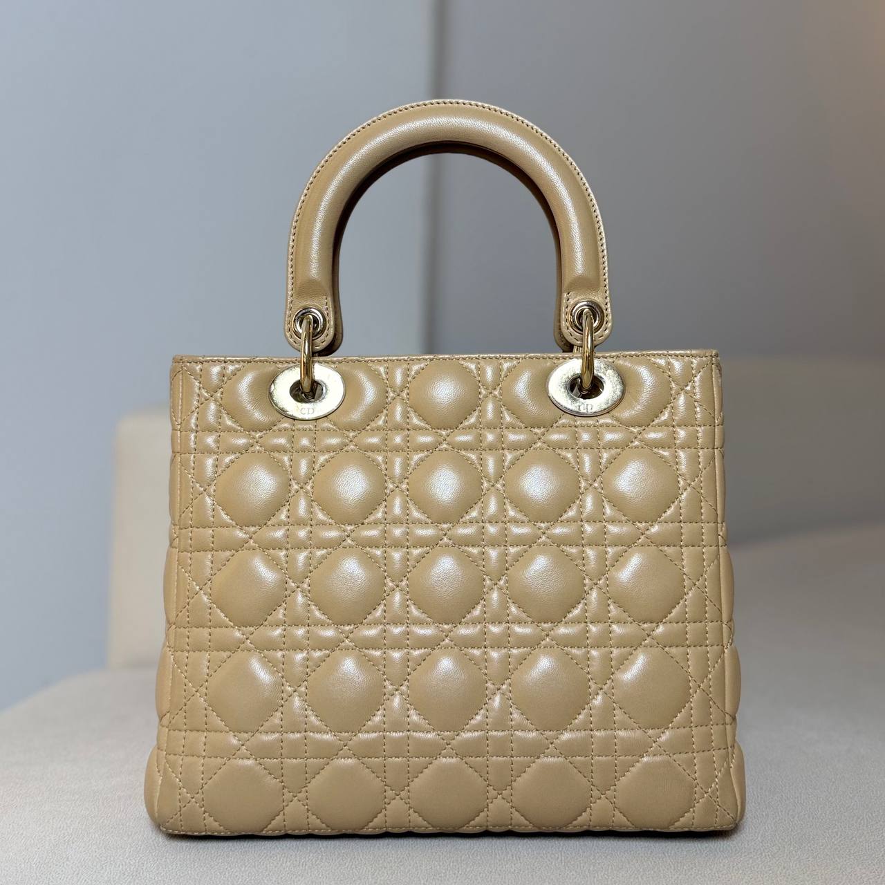 Lady Dior Medium Lambskin GHW