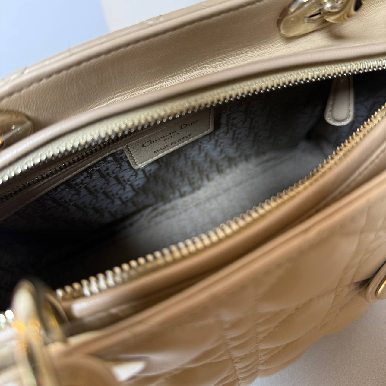 Lady Dior Medium Lambskin GHW