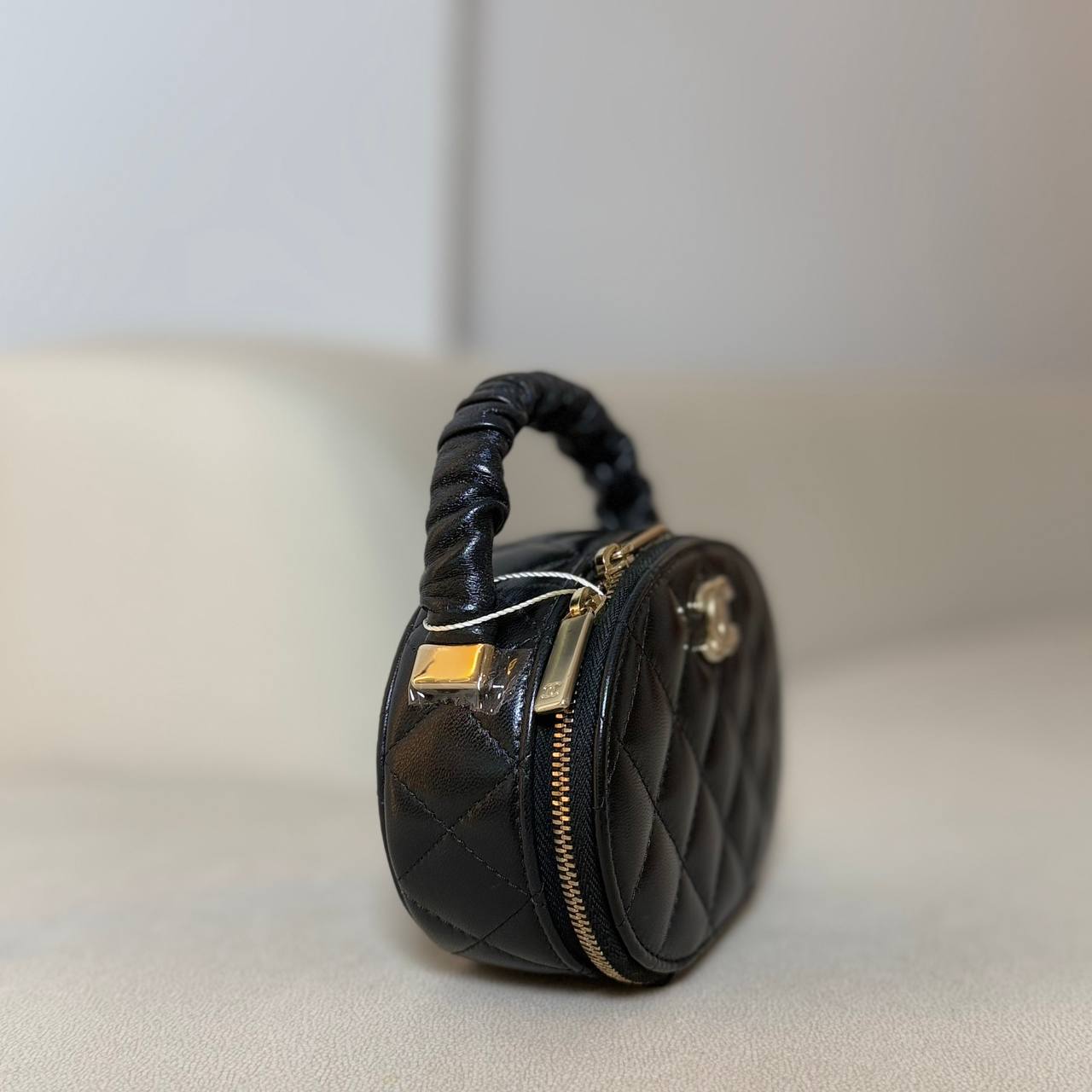 Chanel 22S Vanity Case