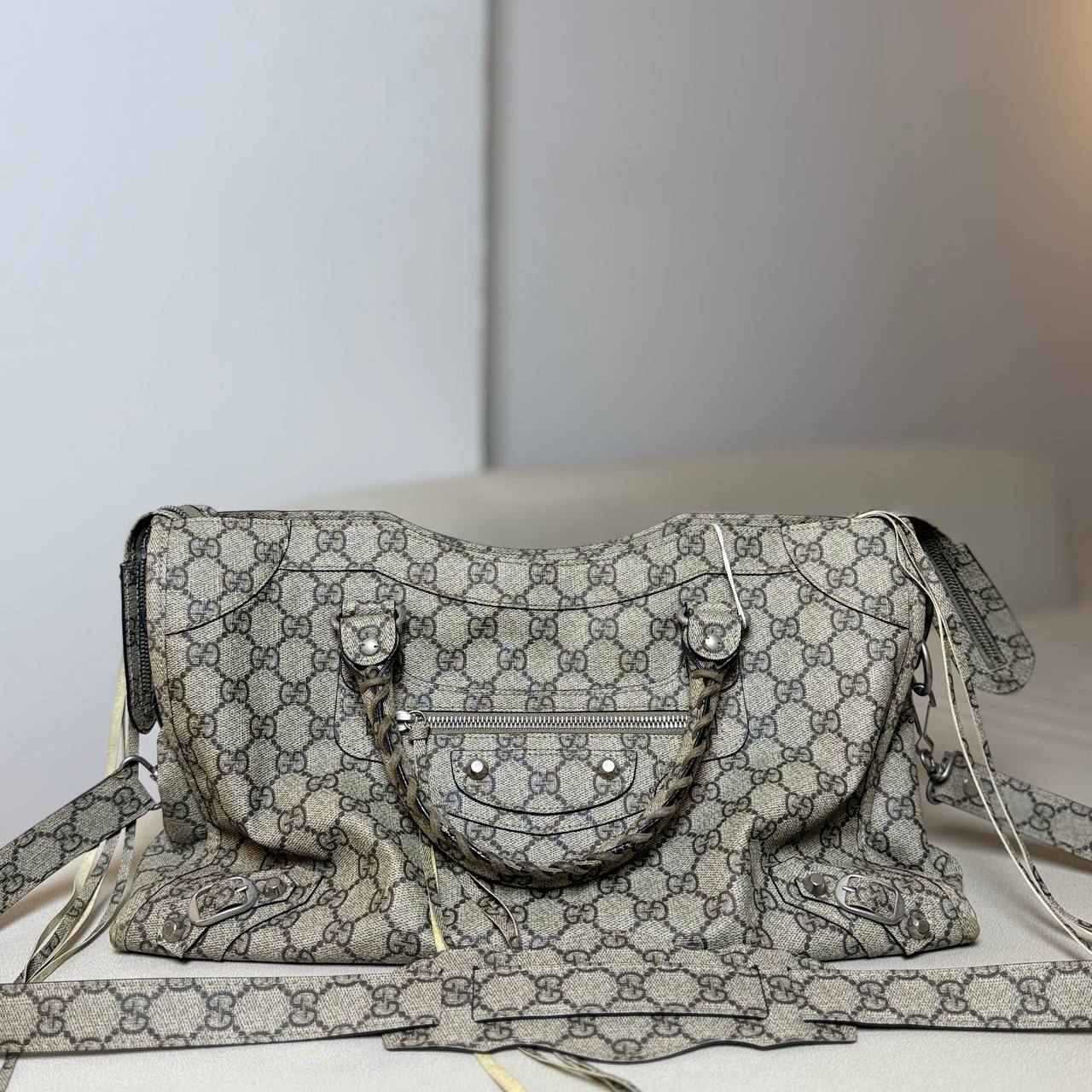 Gucci x Balenciaga The Hacker Project Medium Neo Classic