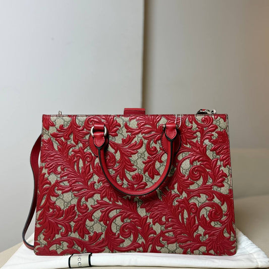 Gucci GG Supreme Arabesque Top Handle Bag