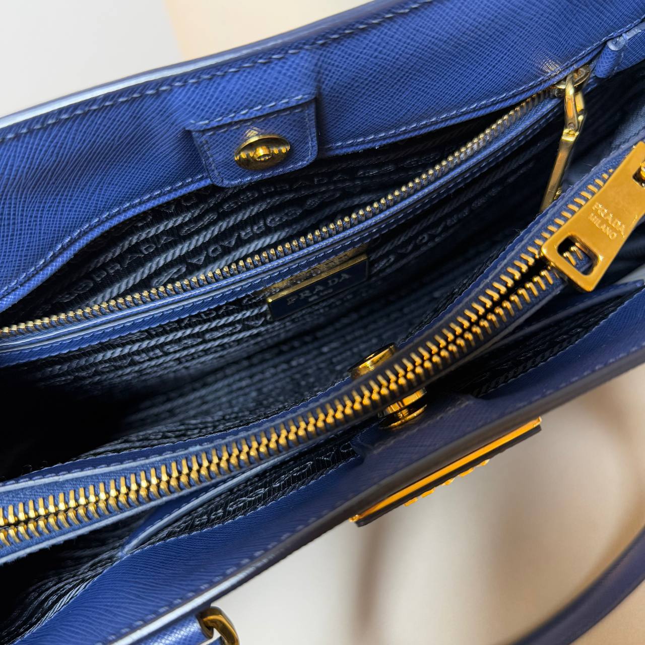 Prada Medium Galleria Saffiano Leather Bag