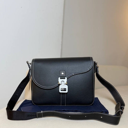 Dior Saddle Messenger Bag With Flap