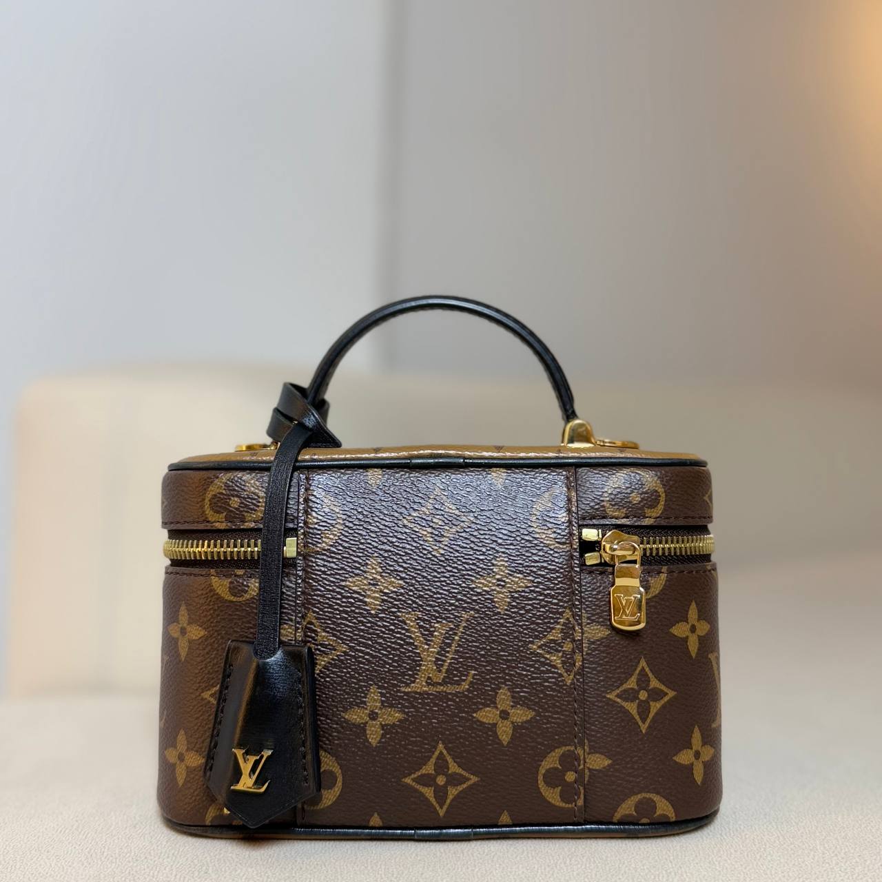 LV Vanity Chain Pouch
